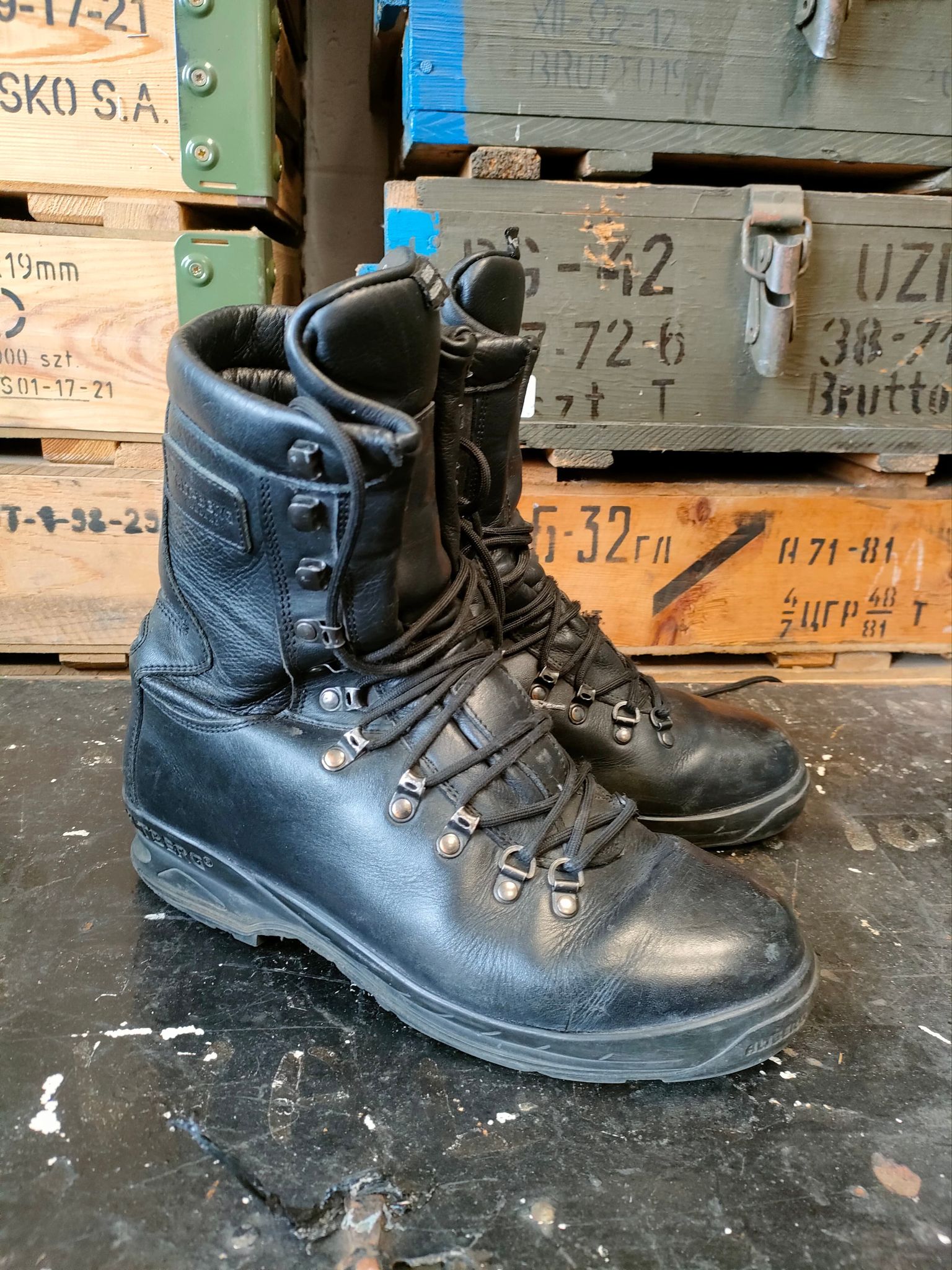 Altberg steel sale toe