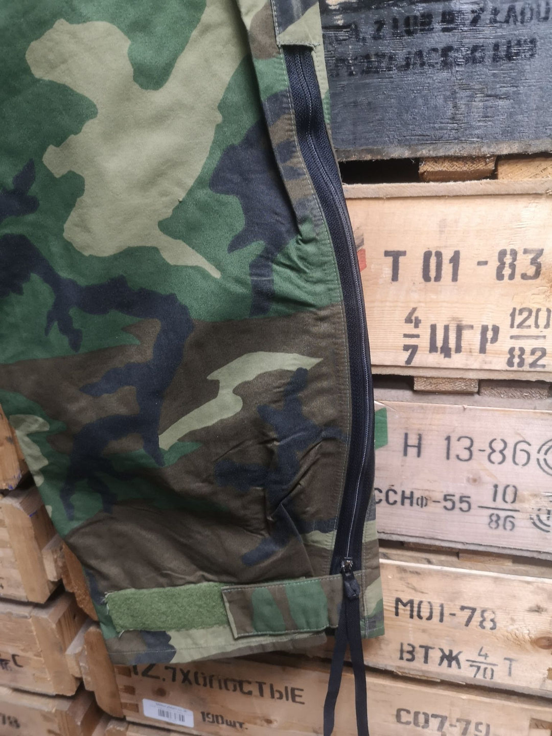 Grade A - US Army Goretex Woodland Trousers